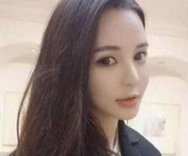 ��������Ů���ֲ�ԭ����Ƶ��ͼ ͻȻ�䷢���ҽе����ֵ�Ѫ��Ƭ