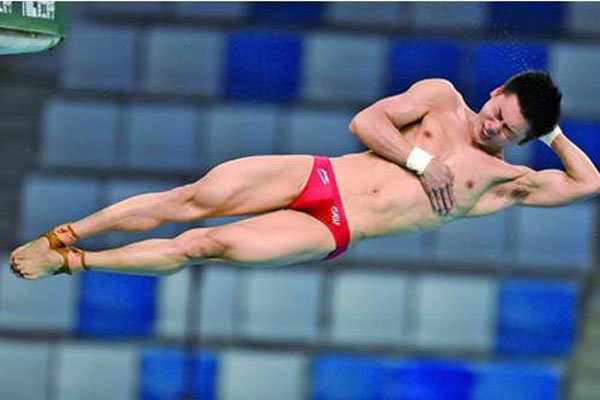 �°�ɭ�����дͼƬ �����Ĺھ��ɼ�ȴ�����Ǹ���λ����