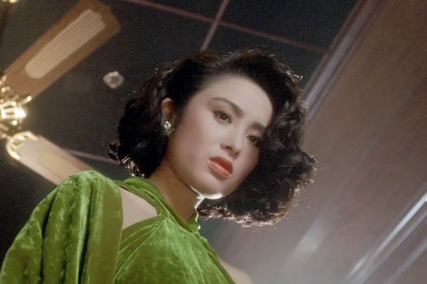 此时网络中好多人都在说火舞风云张敏的胸被吃奶