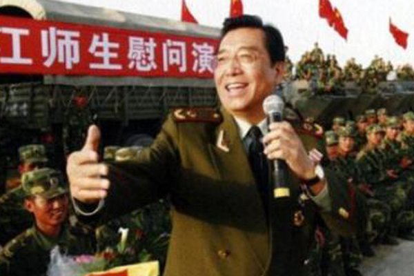 ��˫���ͽ�Ӣ�Ĺ��� ���20��Ӧ����ҥ��