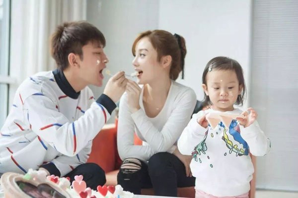 ��С贸������ϼ��� PG Oneҹ���Ŷ�����ҵ����Ӱ���ж��