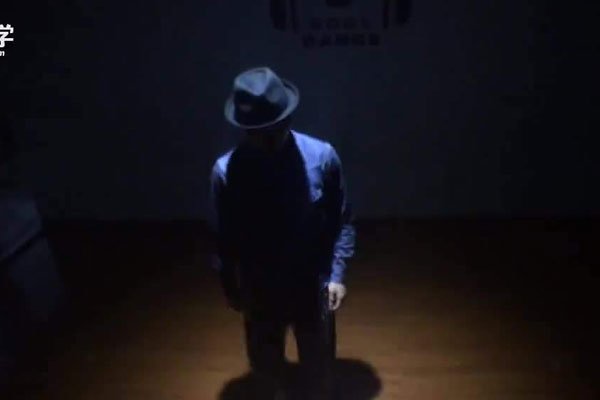 ����ǽ���100ǿ���� �����Ŀ��ѡ����Ҳ�ܴ�