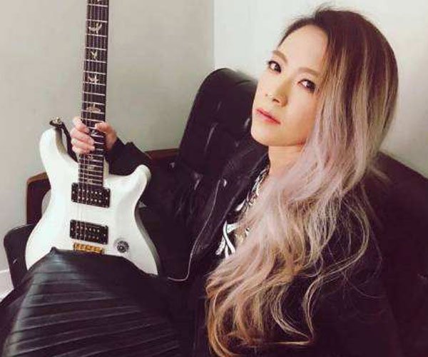 ��ܿ����ɤ����ô���� ���еĻ���Ů������ѱ�