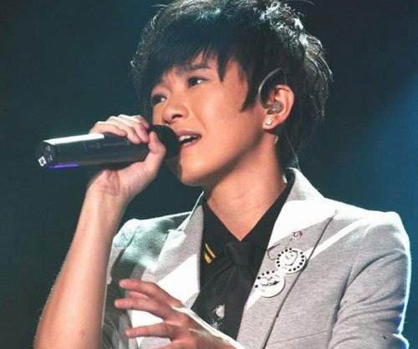 ��ܿ����ɤ����ô���� ���еĻ���Ů������ѱ�