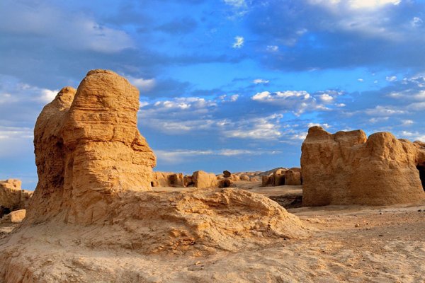 楼兰遗址为什么不能去 茫茫沙漠潜伏各种危险