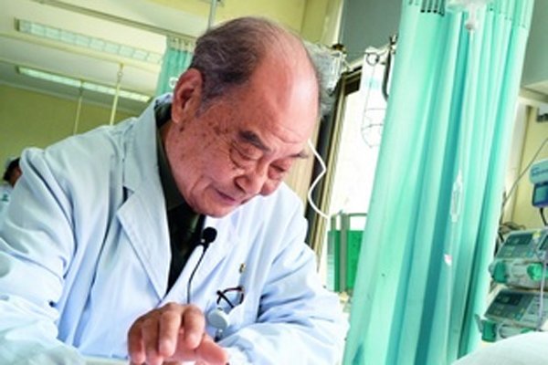 黎介寿做肠移植的肠源 来自于尸体