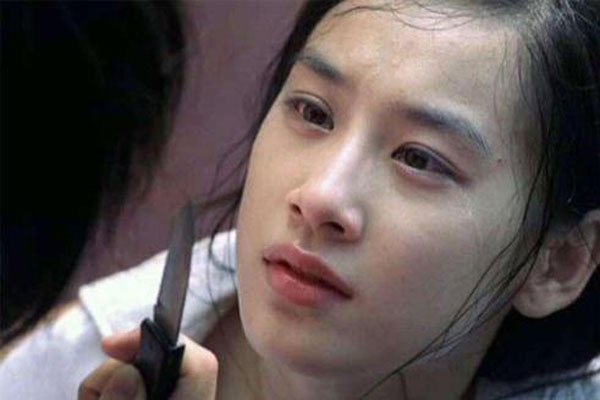 黄圣依和周星驰为什么闹僵 为了男人利益什么都不顾及卖惨