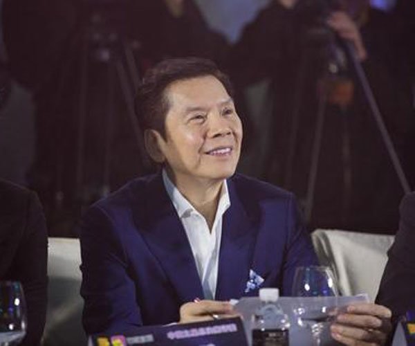 闫京白航和向华强的事 向华强屈服了吗