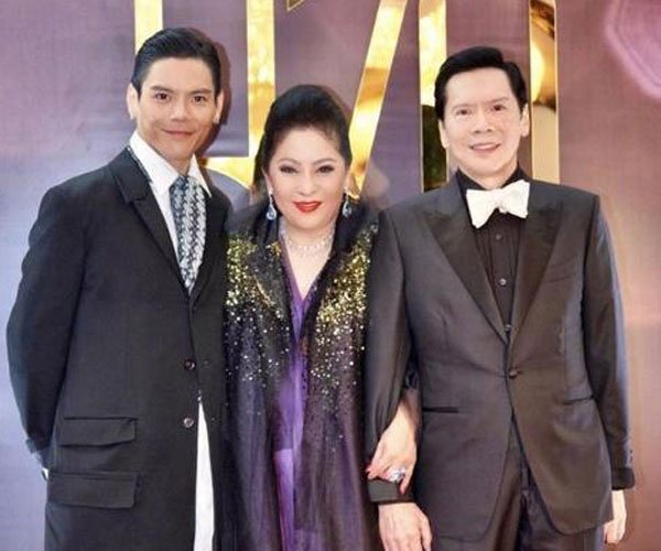 而白航和闫京等人据说也死了.