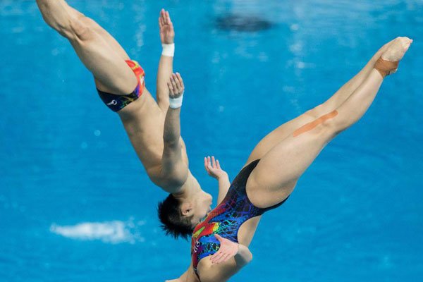 �°�ɭ��ˮ�ڿ�͹�� ˮ��û���ĺ�������������