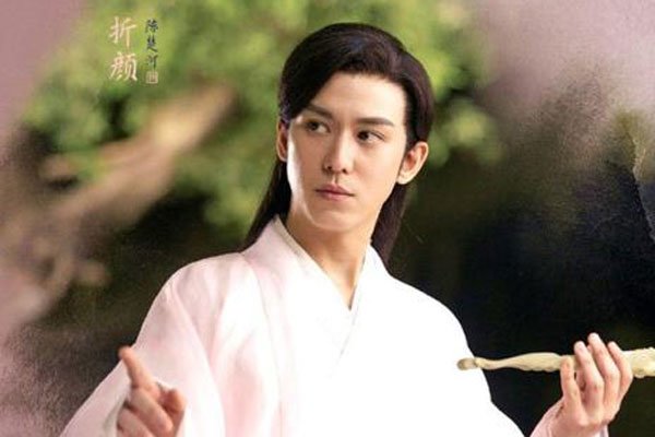 �³����Ǻڵ�̫���� ������³��ӷ����̳��Ų�����ʲô