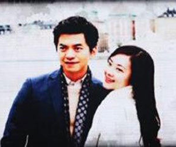 �������˭ �Ǹ�ѧ����Ů��С��