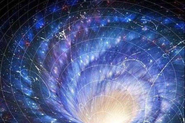 四维空间的生物就是鬼 看不到怎么知道里面是不是一样的世界