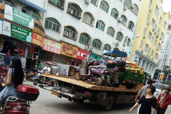 �����¼�����Ů����˭ ���ൽ����ʲô�������