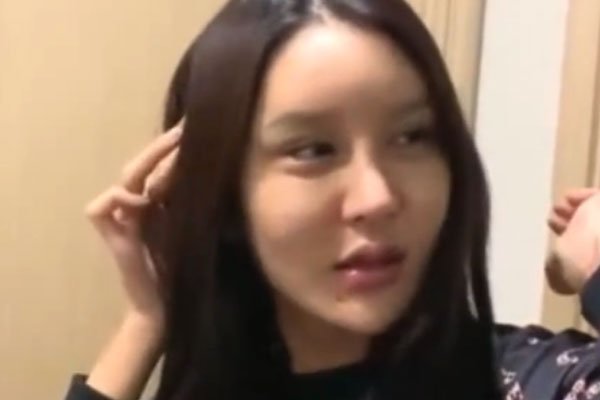 �һ������Ǳ������� �����Լ����ݡ�����ͷ