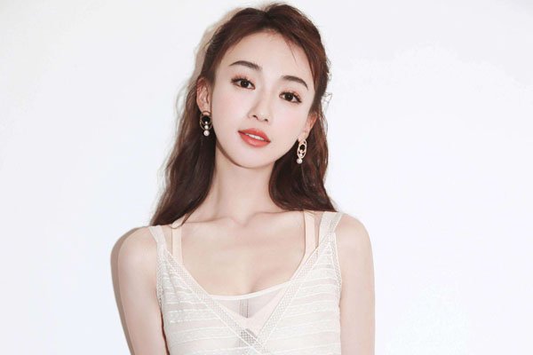 ����Ը������ϼ�� ����ֻ����һ���赸��ʦ����ȴ����