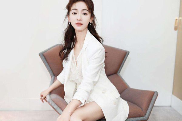 ����Ը������ϼ�� ����ֻ����һ���赸��ʦ����ȴ����