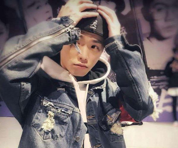 ����ǽ���������zaki�������� ��ô˧����ô��������