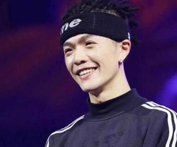 ����ǽ���������zaki�������� ��ô˧����ô��������