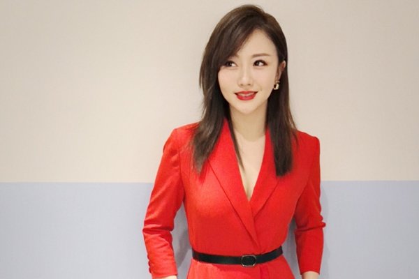 �˳���Ů������������ ΢��ʵʱ����״̬