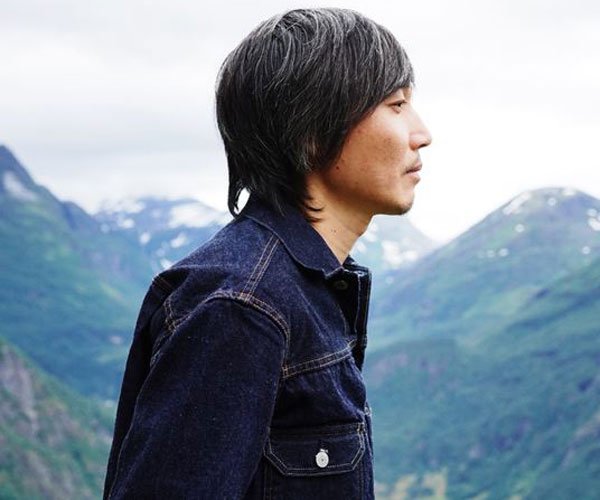 ���Ƕ��͸�ԲԲ����ԭ�� ���Ƕ��������