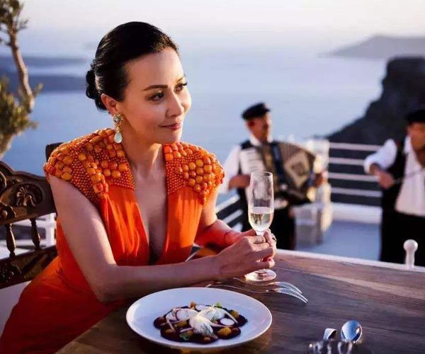 10����ɾ���Ů���� ֻ�и���û��֮��