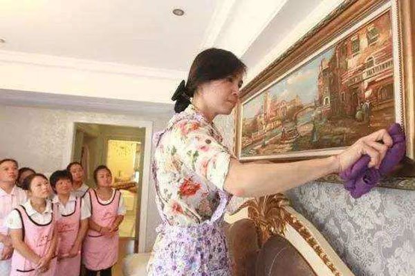 ���ɱ��ķ�Ӷ����˯�� �ܶ඼���ѻ鸾Ů