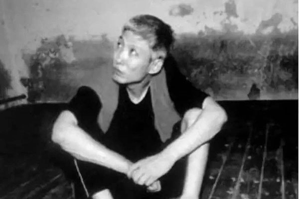 东北刘涌和一线女明星是谁 几十个女人投怀送抱很主动