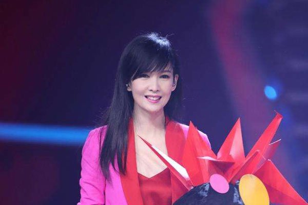 周慧敏蒙面唱将哪一期 气质太突出了一下子就认出来