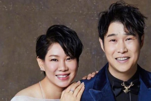 小沈阳老婆近期照 问“懂我的人是你吗?”