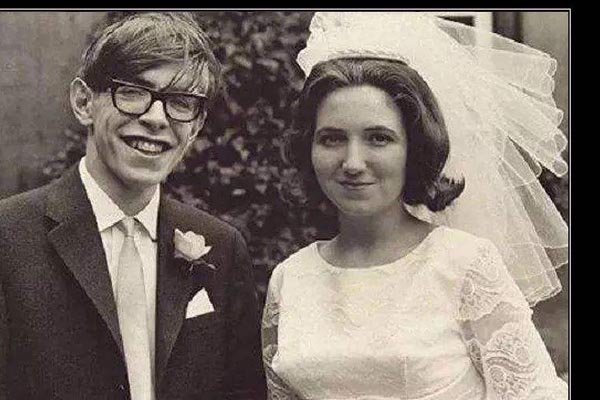 �������������򵥽��� 20���걻˵���ȴ����76��