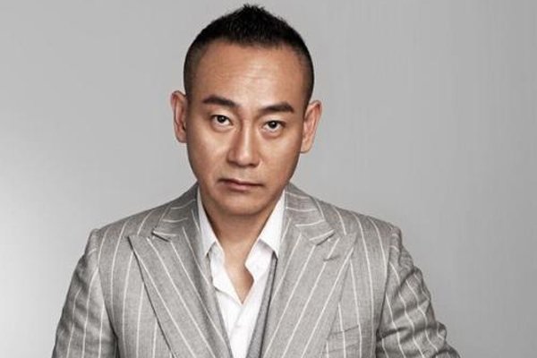 �ֱ����������� ���ĵ���ͬ�Լ���ĸ