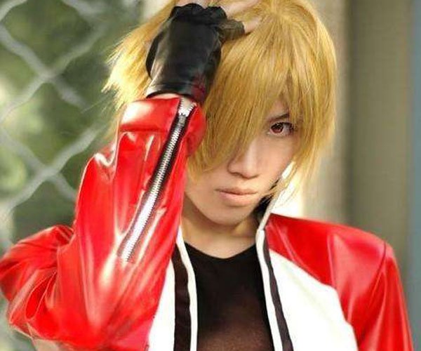 风间雅cos杀生丸 这算是比较能够接受的造型了吧