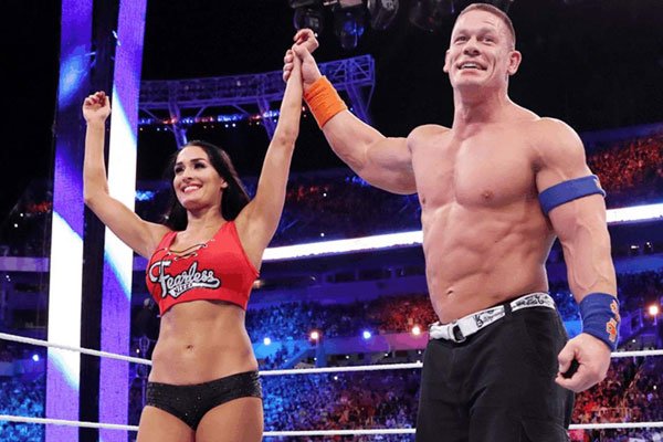 wwe������������� һ�������ײ�������Ůȫ������