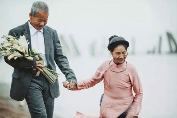 找床伴app是真的吗 乱找的女人都不怕有病吗