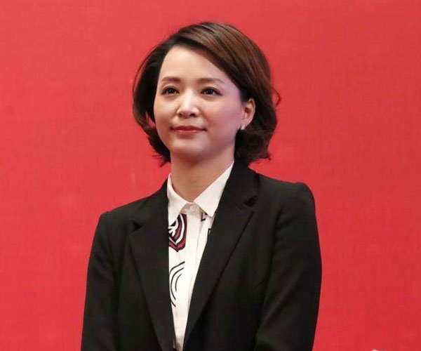 董卿生子是美国国籍是怎么回事 谁让你们是名人没办法