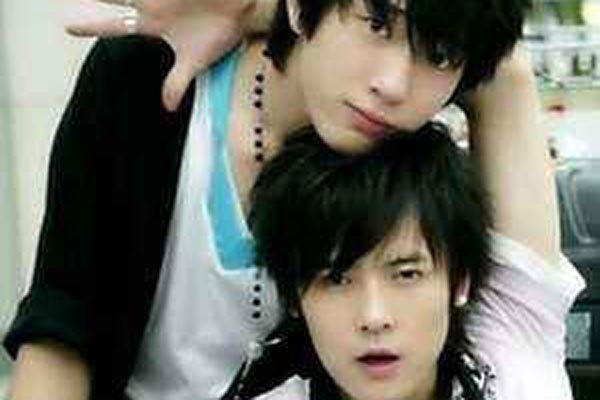 ����Ȼ��ͬ�Ե�ʵ�� ̫��������Ů��ϲ�����϶�