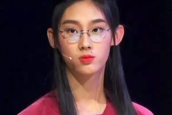 武亦姝的高考成绩 才女原来是一个理科学霸