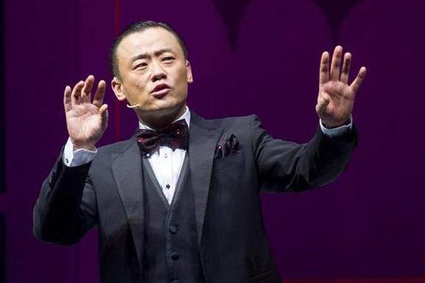 周立波为什么身败名裂 不少事情违法还违背道德