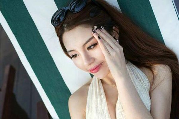 ��Ω������ȫ�װ����� ������Ů��׬��Ǯ����