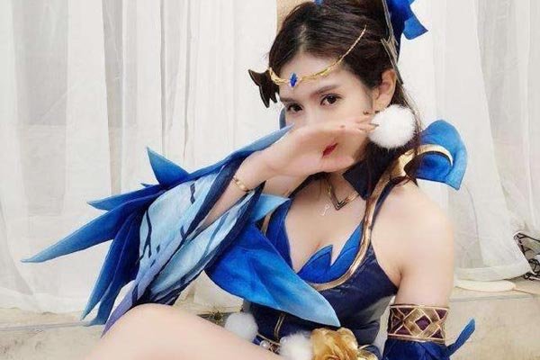 张琪格直播掉衣服视频经过 低俗的表演终究会让人视觉疲劳