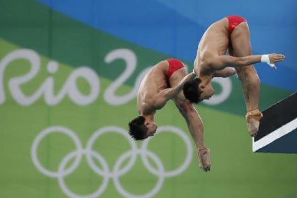 �°�ɭ��ˮ�ڿ�͹�� ˮ��û���ĺ�������������