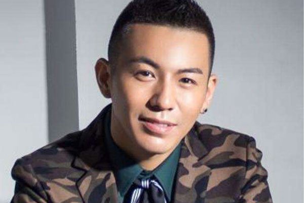 yy��������һ����������Ǯ ���ڵ�����֮ǰ���ɶ���