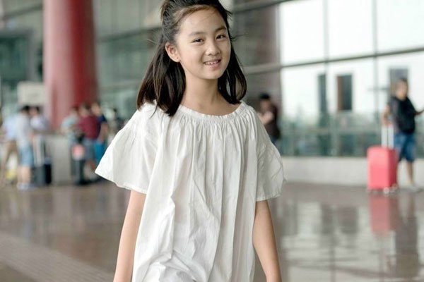 黄忆慈发育了吗 年纪小媒体为什么这样说