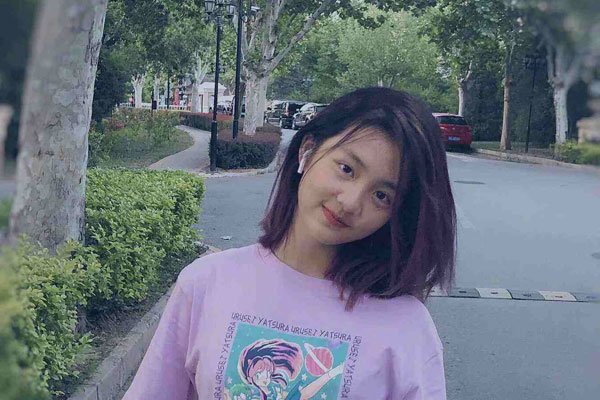 黄忆慈发育了吗 年纪小媒体为什么这样说