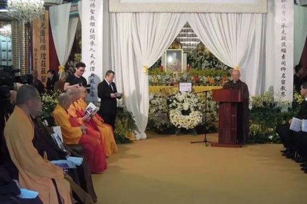 ���ʷ�ʦ��ʲô�ط� �����װ�ز�ͬ��