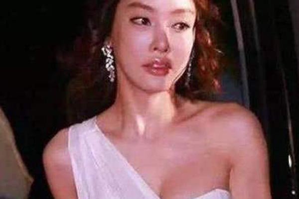 ����������������ô�� һ�����ұ������������