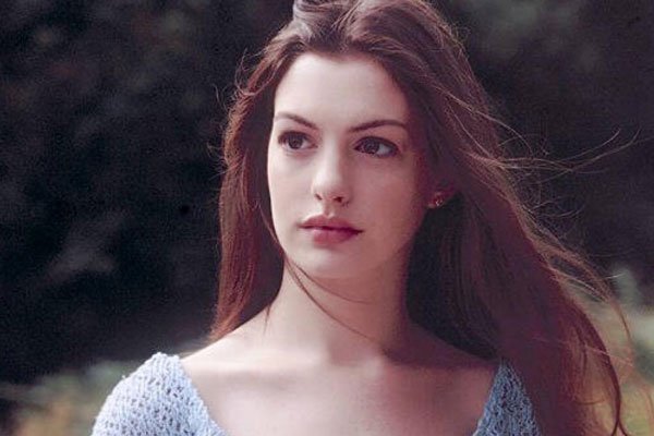 安妮海瑟薇为什么不受美国人欢迎 已经是结婚有了孩子了