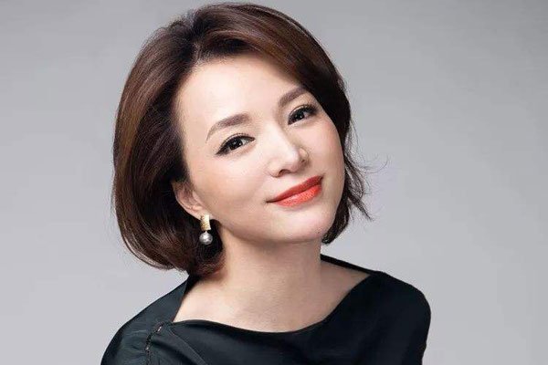 董卿国籍事件 人家没曝光是怎么知道这个消息