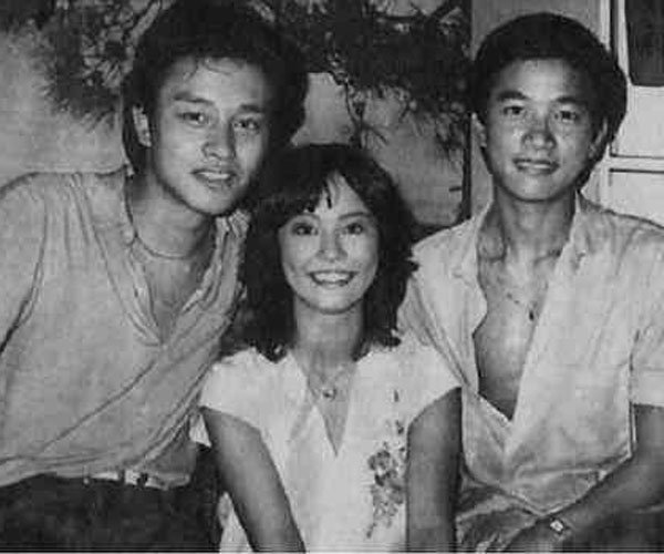 �̾��������¼��ÿֲ� ���Ů�˲���һ������������